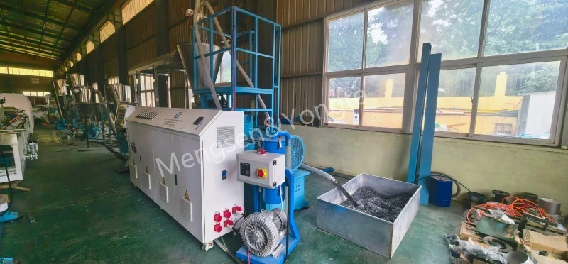 Avrupalı ​​Müşteriler için Yüksek Performanslı WPC granülatörü
