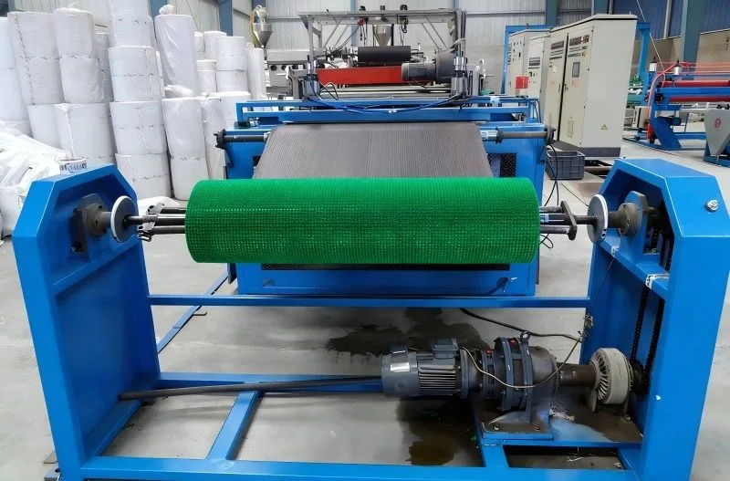 Çin Plastik Çamurluk Üretim Hattı
