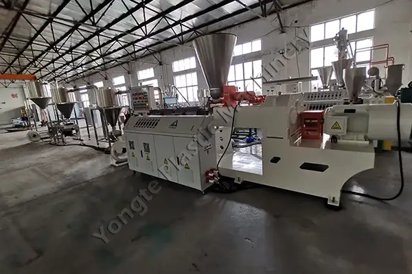 Lehçe PVC Bileşik Peletleme Makinesi