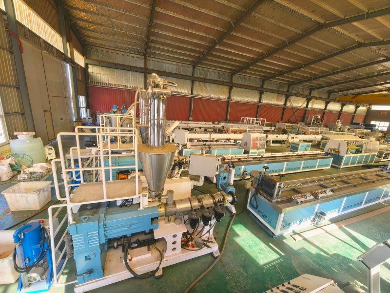 Ahşap Plastik Kompozit WPC Makinesi