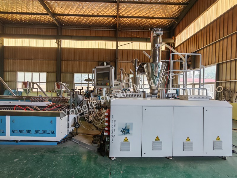 Ahşap Plastik Ekstrüzyon Makinesi