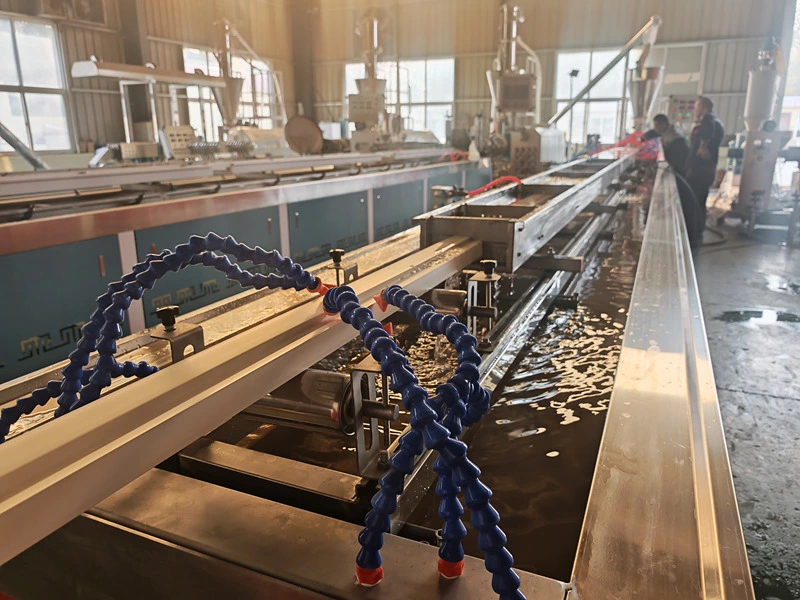 WPC Kapı Çerçevesi Yapma Makinesi