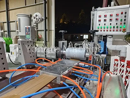 WPC Çit Yapma Makinesi